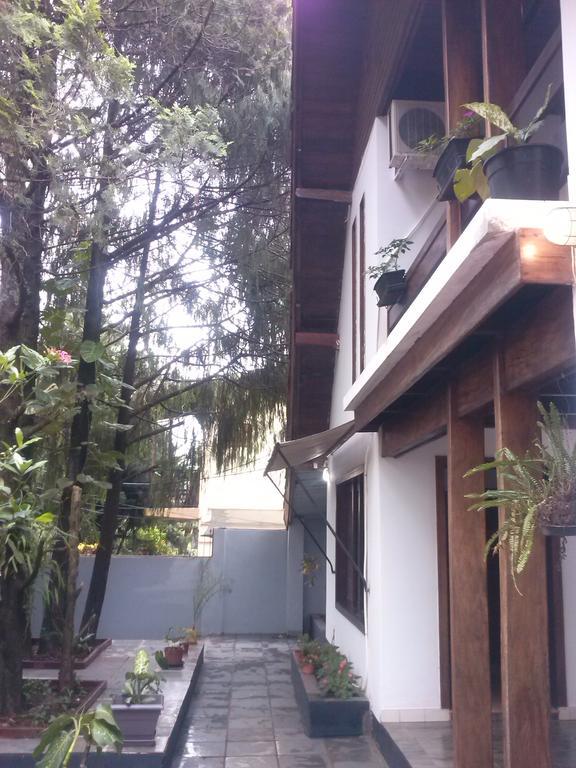 Petit Hotel Caraguata Puerto Iguazu Exterior photo